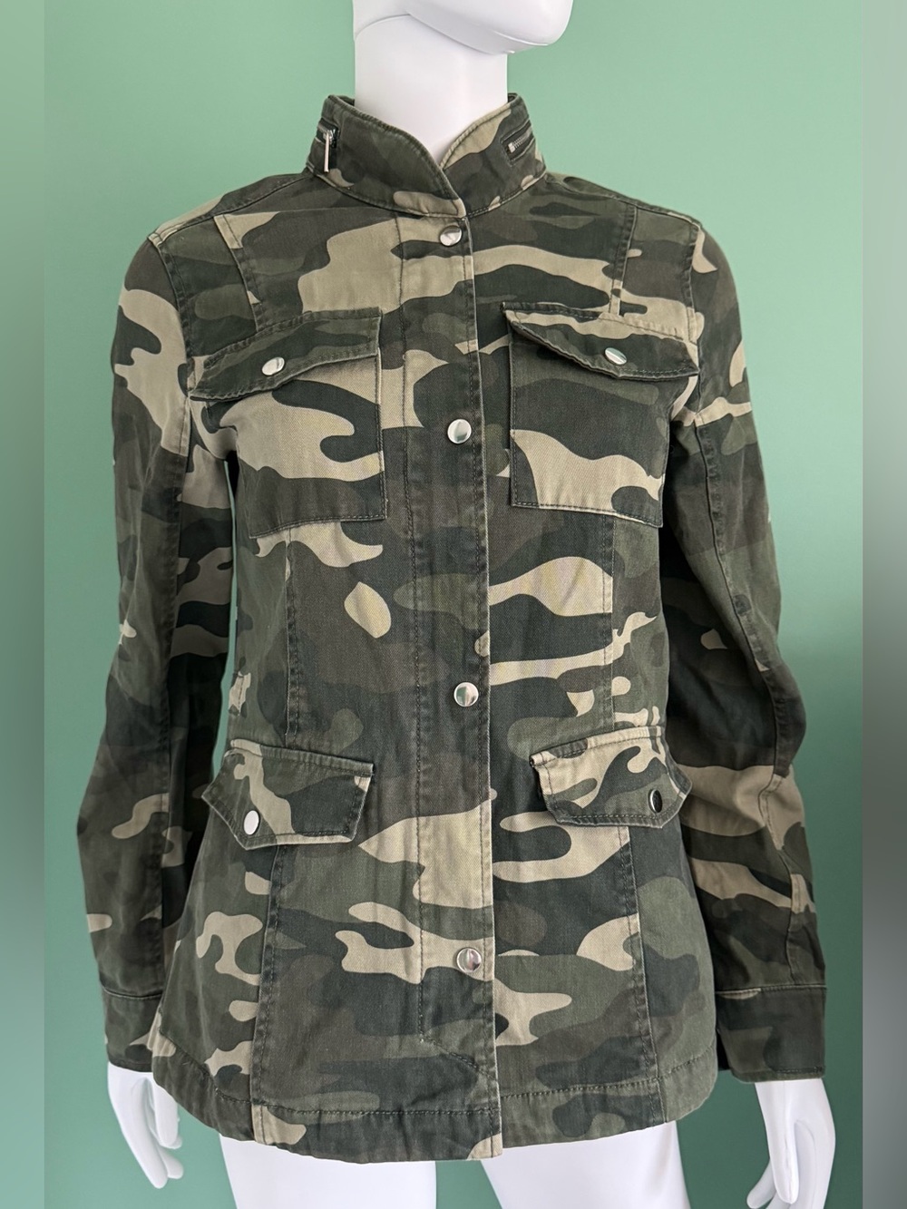 Love Tree Green Camouflage Utility Jacket